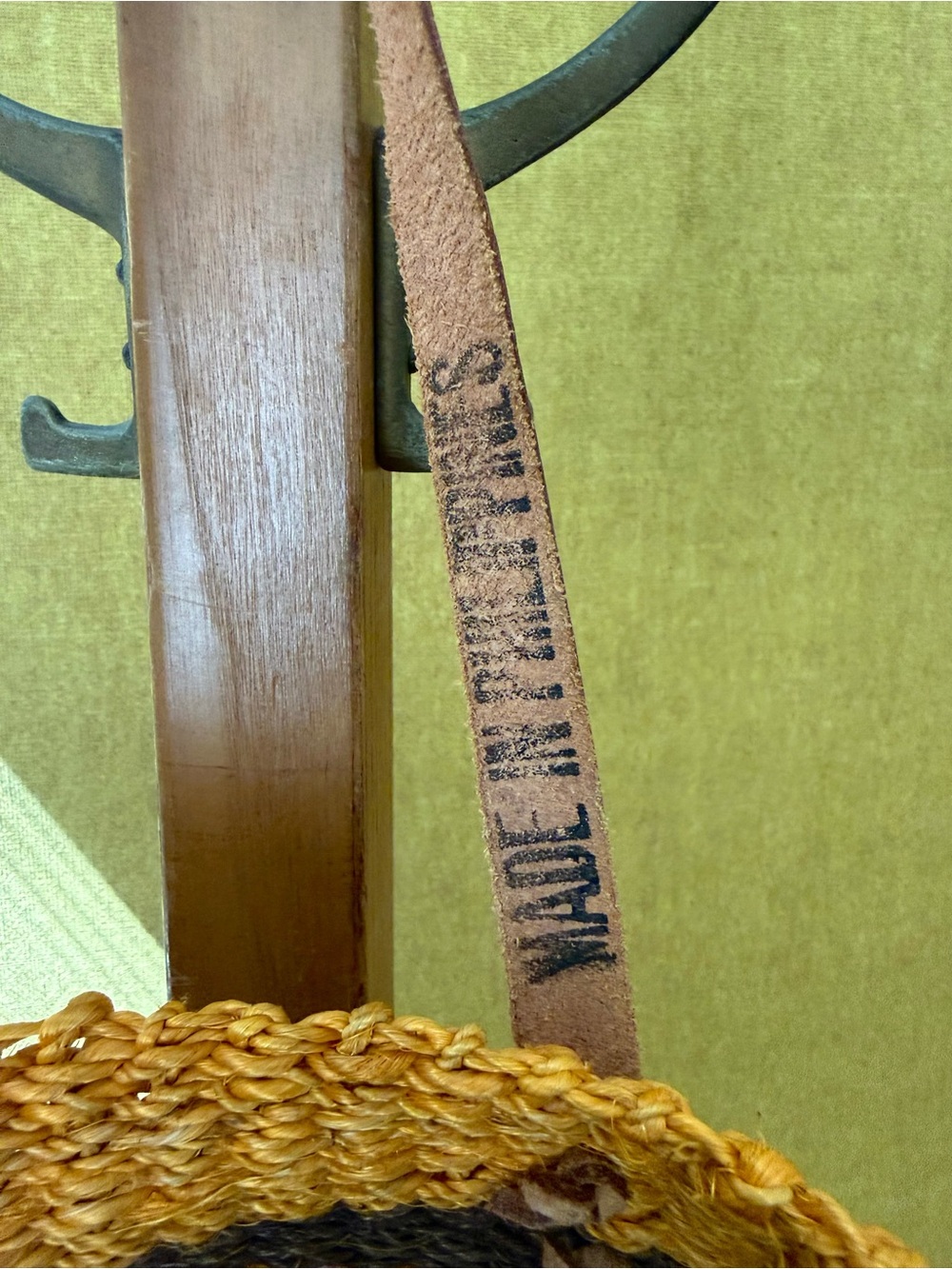 Hand Woven Jute Bag - Picture 2 of 5